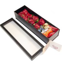 باکس گل و شکلات آماندا - خرید آنلاین باکس گل رز چوبی