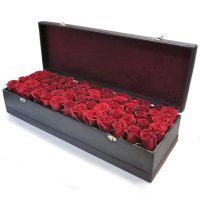 باکس گل لاکچری 50 شاخه - ارسال رایگان گل به تهران و کرج