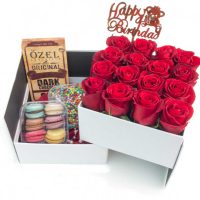 خرید آنلاین باکس گل شقایق- باکس گل سفید با گل های رز هلندی