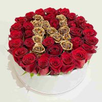 باکس گل حروف با گل رز طلایی و قرمز - سفارش باکس گل سفید حروف با گل رز هلندی برای روز مادر