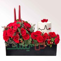 باکس گل و کیک ثمین - باکس گل لاکچری همراه با کیک تولد و شمع برای سورپرایز