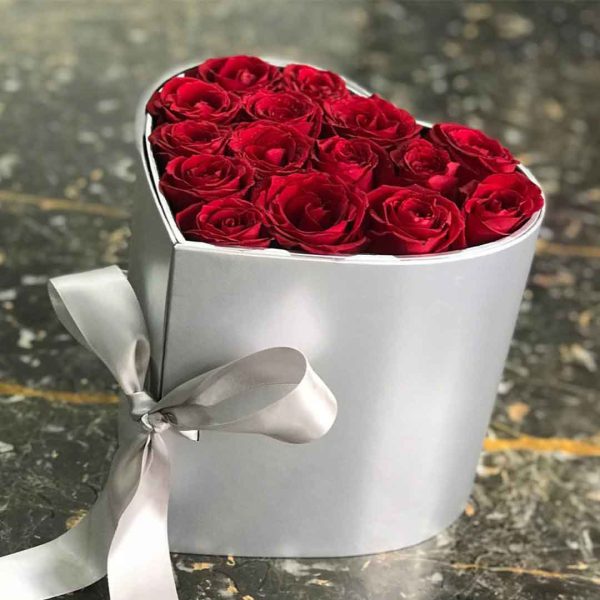 سفارش باکس گل قلبی برای ولنتاین - ارسال رایگان باس گل رز در تهران و کرج